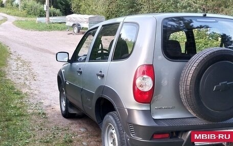 Chevrolet Niva I рестайлинг, 2013 год, 580 000 рублей, 4 фотография