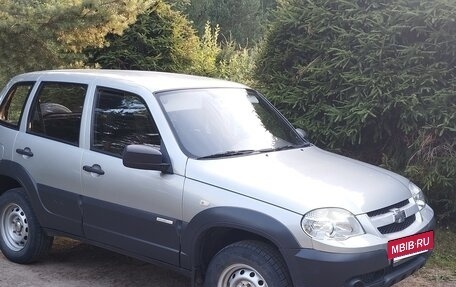 Chevrolet Niva I рестайлинг, 2013 год, 580 000 рублей, 3 фотография