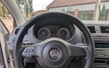 Volkswagen Polo VI (EU Market), 2012 год, 900 000 рублей, 7 фотография