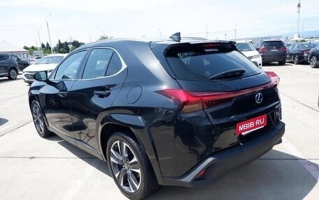 Lexus UX I, 2021 год, 2 700 000 рублей, 6 фотография