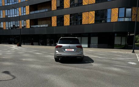 Volkswagen Tiguan II, 2019 год, 2 850 000 рублей, 4 фотография
