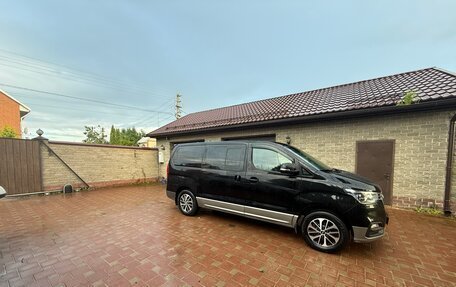 Hyundai Grand Starex Grand Starex I рестайлинг 2, 2018 год, 3 300 000 рублей, 12 фотография
