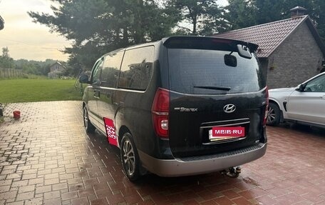 Hyundai Grand Starex Grand Starex I рестайлинг 2, 2018 год, 3 300 000 рублей, 16 фотография