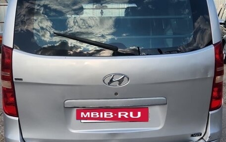 Hyundai Grand Starex Grand Starex I рестайлинг 2, 2009 год, 1 000 000 рублей, 6 фотография