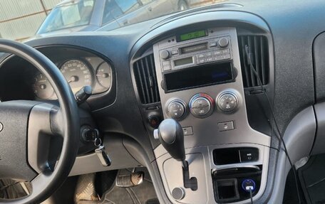 Hyundai Grand Starex Grand Starex I рестайлинг 2, 2009 год, 1 000 000 рублей, 14 фотография