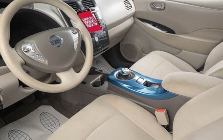Nissan Leaf I, 2011 год, 949 000 рублей, 8 фотография