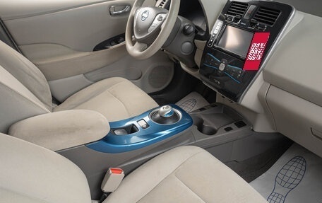 Nissan Leaf I, 2011 год, 949 000 рублей, 17 фотография