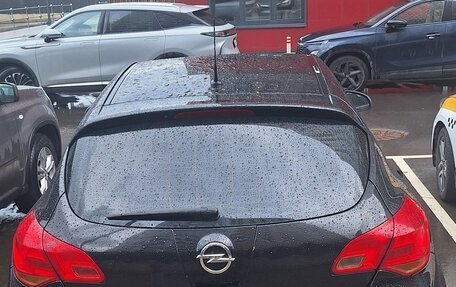 Opel Astra J, 2011 год, 550 000 рублей, 3 фотография
