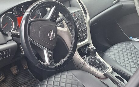 Opel Astra J, 2011 год, 550 000 рублей, 5 фотография