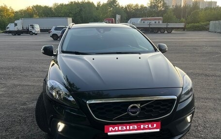 Volvo V40 Cross Country I, 2013 год, 920 000 рублей, 4 фотография