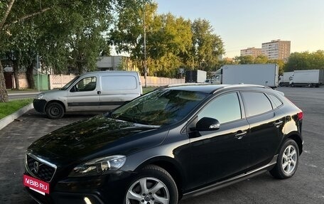 Volvo V40 Cross Country I, 2013 год, 920 000 рублей, 2 фотография