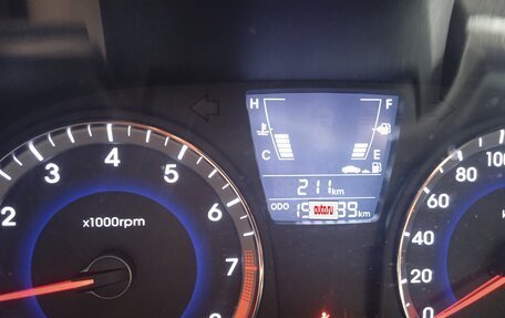 Hyundai Solaris II рестайлинг, 2013 год, 530 000 рублей, 20 фотография