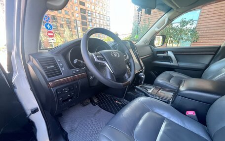 Toyota Land Cruiser 200, 2008 год, 2 377 000 рублей, 9 фотография