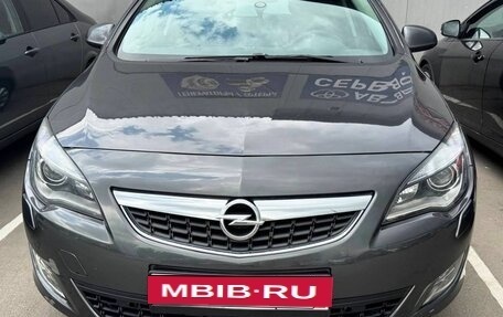 Opel Astra J, 2012 год, 930 000 рублей, 1 фотография