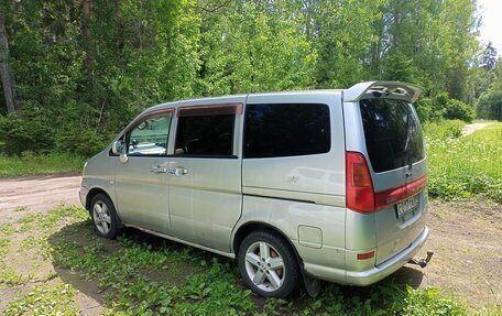 Nissan Serena II, 2001 год, 500 000 рублей, 10 фотография