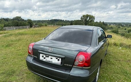 Toyota Avensis III рестайлинг, 2007 год, 750 000 рублей, 4 фотография