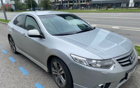 Honda Accord VIII рестайлинг, 2011 год, 999 000 рублей, 2 фотография