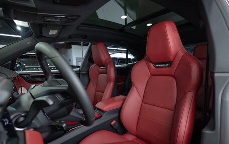 Porsche Macan, 2024 год, 13 890 000 рублей, 10 фотография