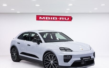 Porsche Macan, 2024 год, 13 890 000 рублей, 3 фотография