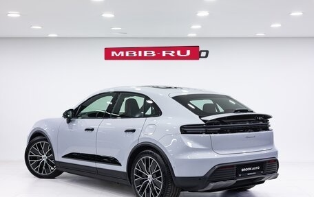 Porsche Macan, 2024 год, 13 890 000 рублей, 6 фотография