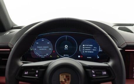 Porsche Macan, 2024 год, 13 890 000 рублей, 18 фотография