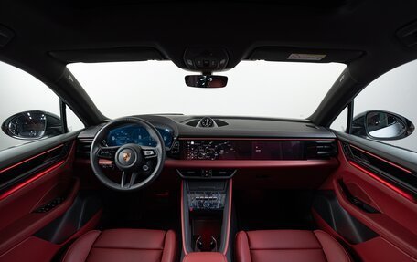 Porsche Macan, 2024 год, 13 890 000 рублей, 33 фотография