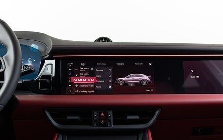 Porsche Macan, 2024 год, 13 890 000 рублей, 26 фотография