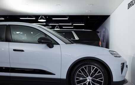Porsche Macan, 2024 год, 13 890 000 рублей, 40 фотография
