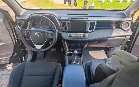Toyota RAV4, 2014 год, 1 650 000 рублей, 8 фотография