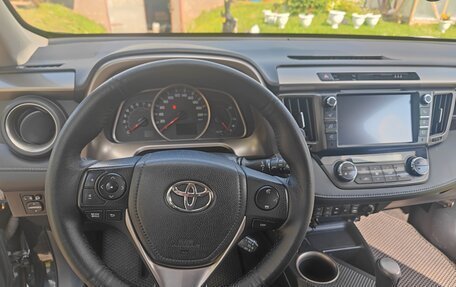 Toyota RAV4, 2014 год, 1 650 000 рублей, 9 фотография