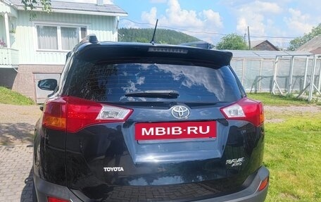 Toyota RAV4, 2014 год, 1 650 000 рублей, 6 фотография