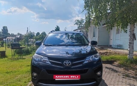 Toyota RAV4, 2014 год, 1 650 000 рублей, 3 фотография