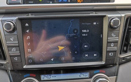Toyota RAV4, 2014 год, 1 650 000 рублей, 13 фотография
