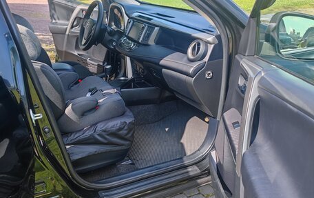 Toyota RAV4, 2014 год, 1 650 000 рублей, 16 фотография