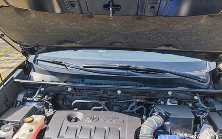Toyota RAV4, 2014 год, 1 650 000 рублей, 24 фотография