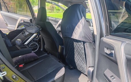 Toyota RAV4, 2014 год, 1 650 000 рублей, 19 фотография