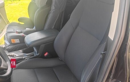 Toyota RAV4, 2014 год, 1 650 000 рублей, 14 фотография