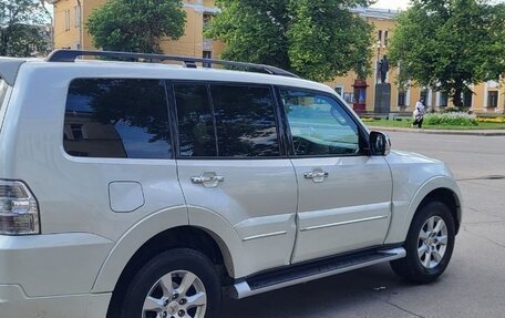 Mitsubishi Pajero IV, 2018 год, 2 890 000 рублей, 4 фотография