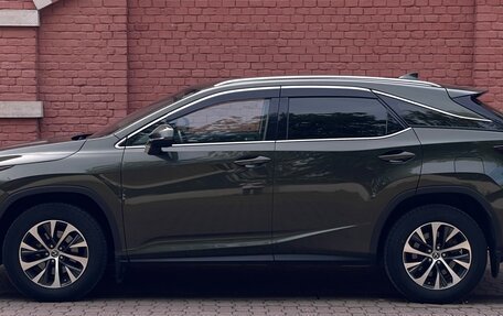 Lexus RX IV рестайлинг, 2021 год, 4 790 000 рублей, 8 фотография