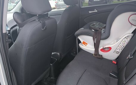 Hyundai Solaris II рестайлинг, 2012 год, 650 000 рублей, 9 фотография