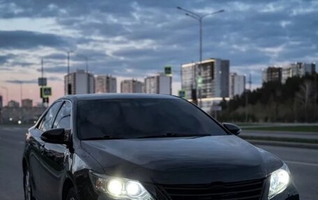 Toyota Camry, 2014 год, 1 999 000 рублей, 2 фотография