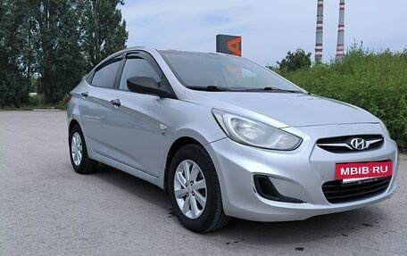 Hyundai Solaris II рестайлинг, 2012 год, 650 000 рублей, 4 фотография