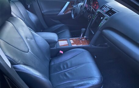 Toyota Camry, 2011 год, 1 400 000 рублей, 10 фотография