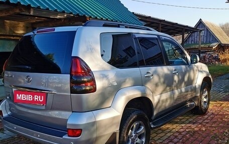 Toyota Land Cruiser Prado 120 рестайлинг, 2007 год, 2 690 000 рублей, 2 фотография