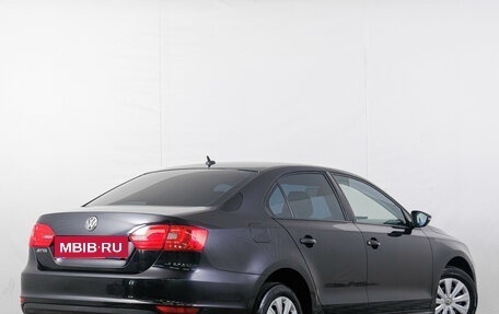 Volkswagen Jetta VI, 2013 год, 899 000 рублей, 6 фотография