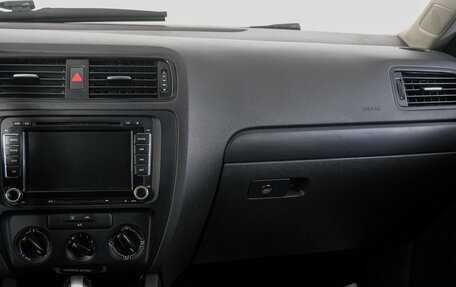 Volkswagen Jetta VI, 2013 год, 899 000 рублей, 14 фотография