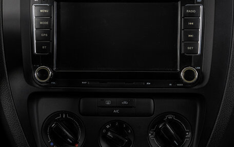Volkswagen Jetta VI, 2013 год, 899 000 рублей, 16 фотография