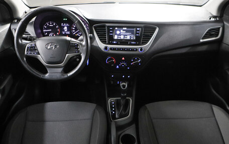 Hyundai Solaris II рестайлинг, 2018 год, 1 350 000 рублей, 12 фотография
