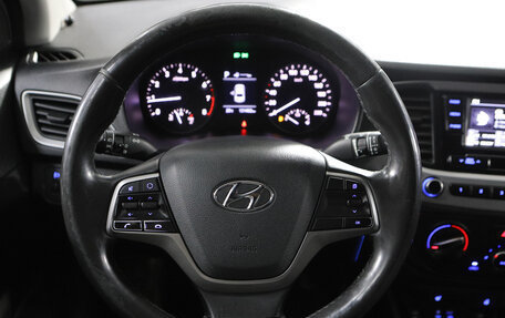 Hyundai Solaris II рестайлинг, 2018 год, 1 350 000 рублей, 16 фотография