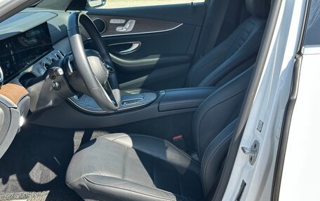 Mercedes-Benz E-Класс, 2021 год, 4 275 000 рублей, 15 фотография